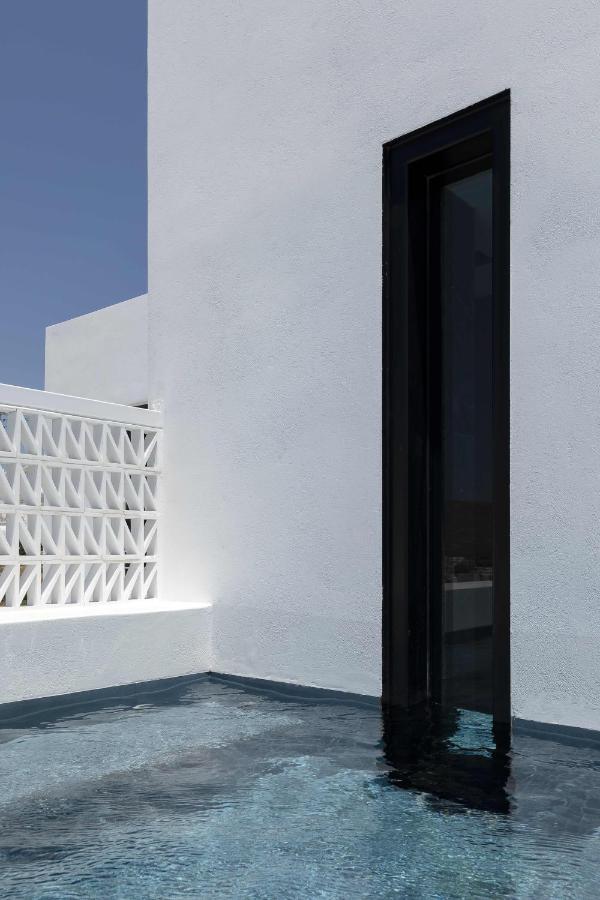 Cubic Mykonos Seafront Design Suites Ornos  Eksteriør billede