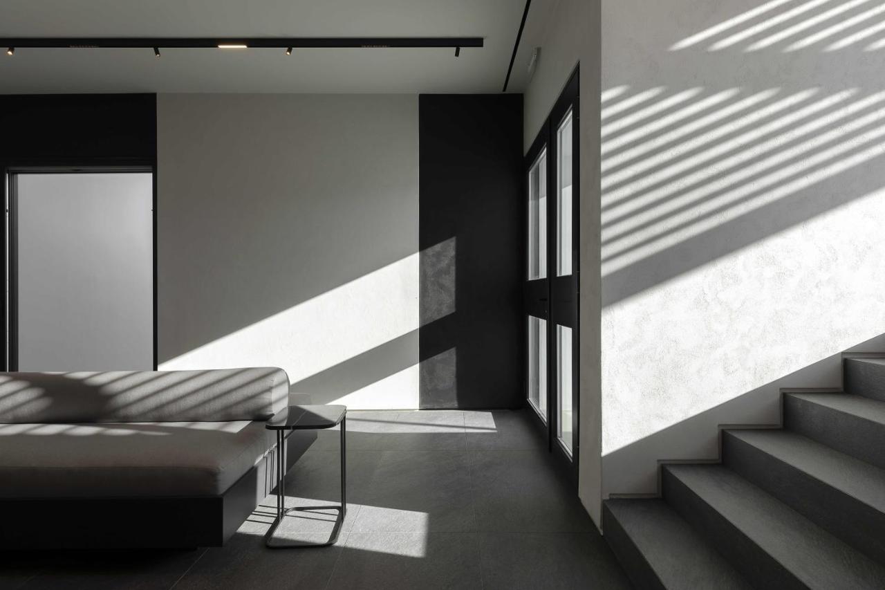 Cubic Mykonos Seafront Design Suites Ornos  Eksteriør billede
